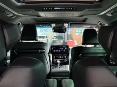 2020 Lexus LM 300h 7-seat, чёрный — фото 22