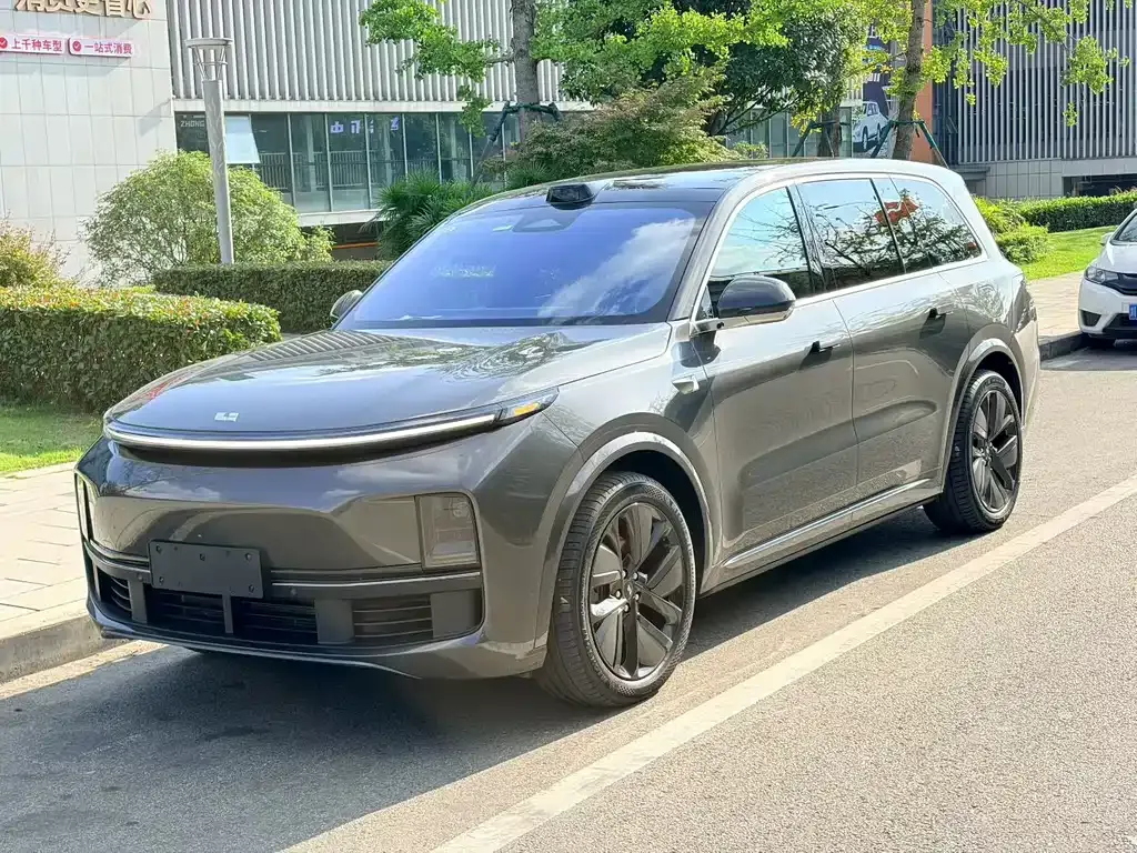 2022 Li Auto L9 Max