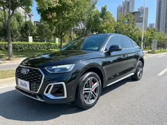 2022 Audi Q5L Sportback 40 TFSI Fashion, чёрный — фото 1