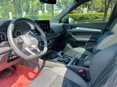2022 Audi Q5L Sportback 40 TFSI Fashion, чёрный — фото 11