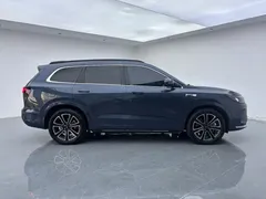2024 Aito M7 1.5T Smart Driving 4WD Pro 5, чёрный — фото 14