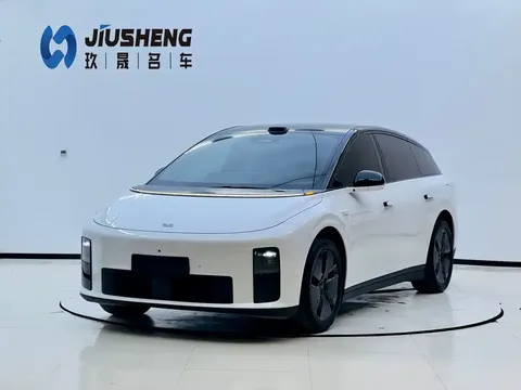 2025 Li Auto i6 2WD Standard