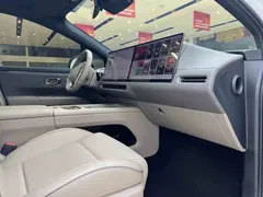 2025 Li Auto i6 2WD Standard, белый — фото 9