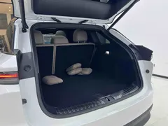 2025 Li Auto i6 2WD Standard, белый — фото 18