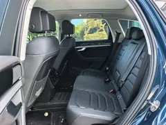 2022 Volkswagen Touareg 2.0TSI Ruishang, синий — фото 7