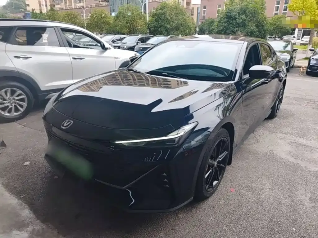 2023 Changan UNI-V iDD 1.5T 113km PHEV