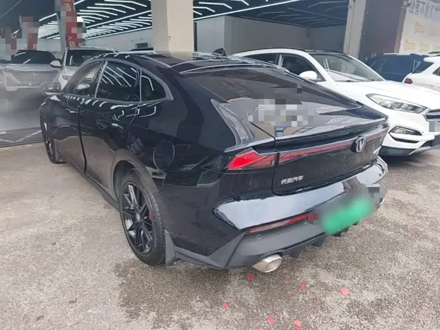 2023 Changan UNI-V iDD 1.5T 113km PHEV