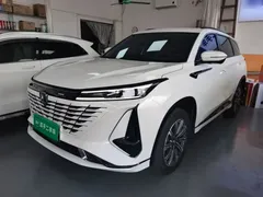 2023 Changan CS75 PLUS 3rd Gen 1.5T AT Premium, белый — фото 1
