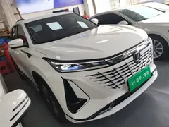 2023 Changan CS75 PLUS 3rd Gen 1.5T AT Premium, белый — фото 4