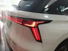 2023 Changan CS75 PLUS 3rd Gen 1.5T AT Premium, белый — фото 8