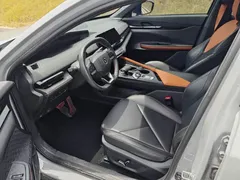 2022 Changan UNI-V 1.5T Premium — фото 4