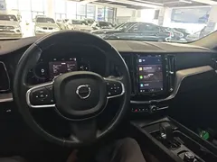 2022 Volvo XC60 4WD Zhiyi Luxury, белый — фото 10