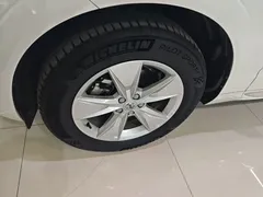 2022 Volvo XC60 4WD Zhiyi Luxury, белый — фото 23