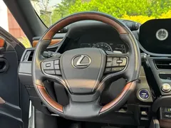 2021 Lexus ES 300h Premium, белый — фото 9