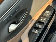 2021 Lexus ES 300h Premium, белый — фото 12