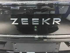 2025 Zeekr 9X Hyper 70kWh 6-seat, чёрный — фото 12