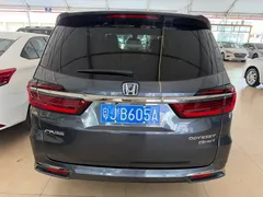2022 Honda Odyssey 2.0L e:HEV — фото 8