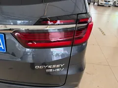 2022 Honda Odyssey 2.0L e:HEV — фото 12