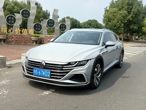 2023 Volkswagen CC Shooting Brake 330TSI