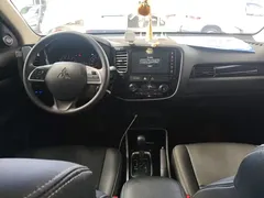 2021 Mitsubishi Outlander 2.0L 2WD 5 Seats, белый — фото 10