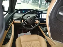 2021 Changan UNI-K 2.0T 4WD Premium — фото 11