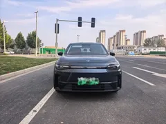 2024 Leapmotor C10 530 Smart, синий — фото 2