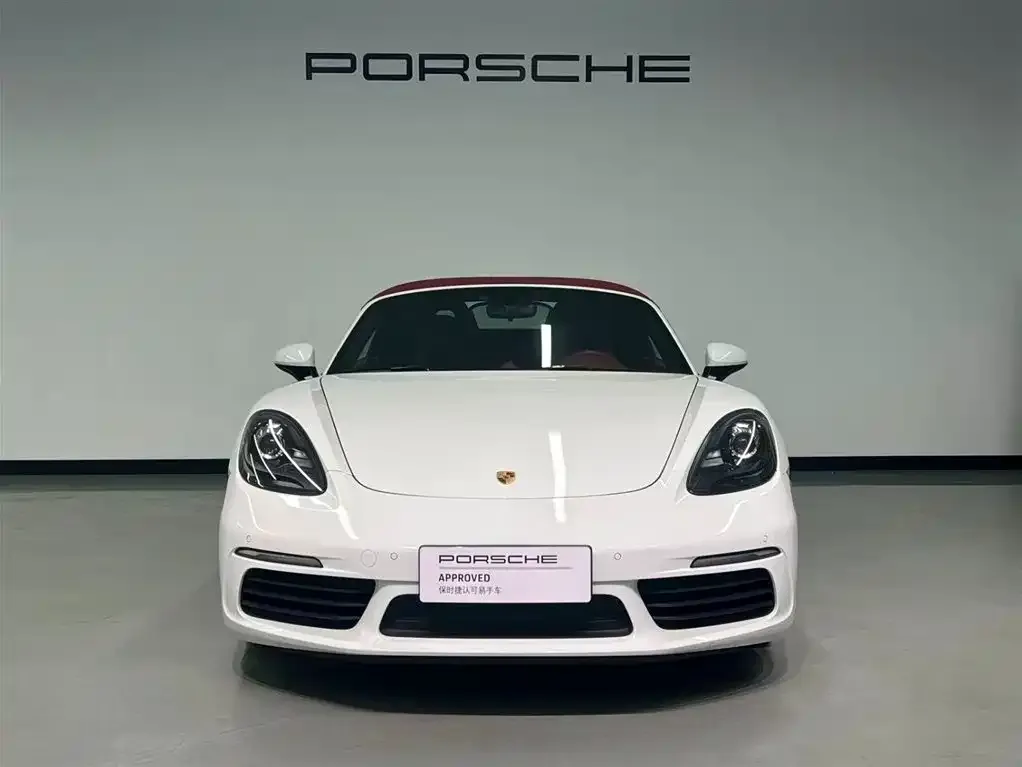 2022 Porsche 718 Boxster 2.0T
