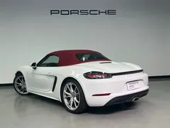 2022 Porsche 718 Boxster 2.0T, белый — фото 22