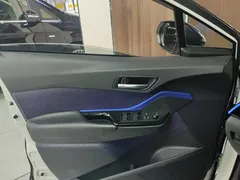 2020 Toyota C-HR 2.0L, белый — фото 7