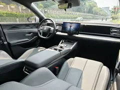 2025 BYD Qin L PHEV 80km Leading Smart Driving, синий — фото 13