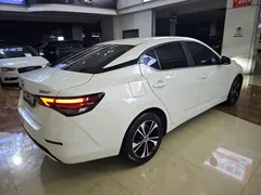 2022 Nissan Sylphy 1.6L XL CVT, белый — фото 6