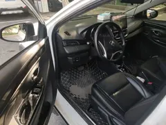 2021 Toyota Yaris L Zhixuan X 1.5L CVT Luxury, белый — фото 12