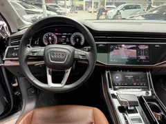 2023 Audi Q7 55 TFSI quattro S line Sport, чёрный — фото 13