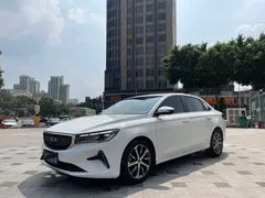2022 Geely Emgrand 4th Gen 1.5L CVT Luxury, белый — фото 1