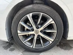 2022 Geely Emgrand 4th Gen 1.5L CVT Luxury, белый — фото 24