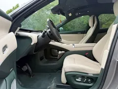 2025 Xiaomi YU7 4WD Max — фото 4