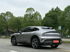 2025 Xiaomi YU7 4WD Max — фото 8