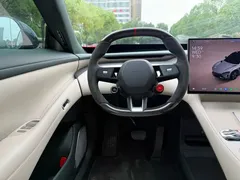 2025 Xiaomi YU7 4WD Max — фото 13