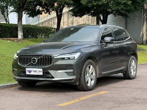 2022 Volvo XC60 4WD Zhiyi Luxury