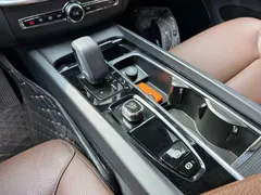 2022 Volvo XC60 4WD Zhiyi Luxury — фото 9