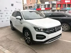 2022 Volkswagen Tayron 280TSI 2WD Luxury, белый — фото 3