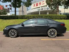 2023 Toyota Avalon 2.0L Luxury — фото 3