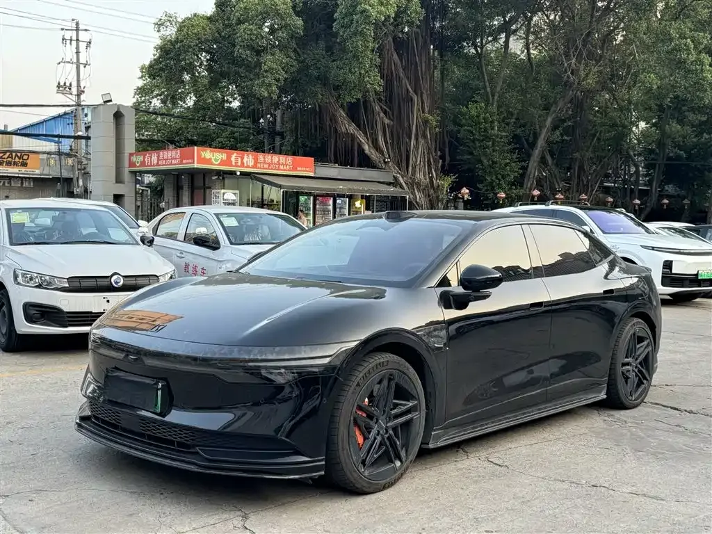 2025 Zeekr 007 4WD Performance 100kWh