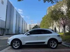 2020 Porsche Macan 2.0T, белый — фото 7