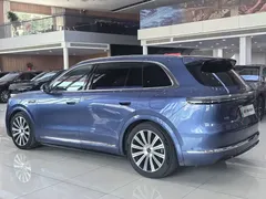 2026 Aito M7 EREV Ultra 4WD 6 192-line LiDAR, синий — фото 15
