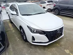 2022 Changan Raeton PLUS Blue Whale 1.5T DCT Premium, белый — фото 3