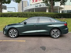 2022 Audi A3L Limousine 35 TFSI, зелёный — фото 3
