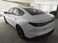 2025 BYD Seal 05 PHEV DM-i Smart Drive 55km Luxury, белый — фото 5