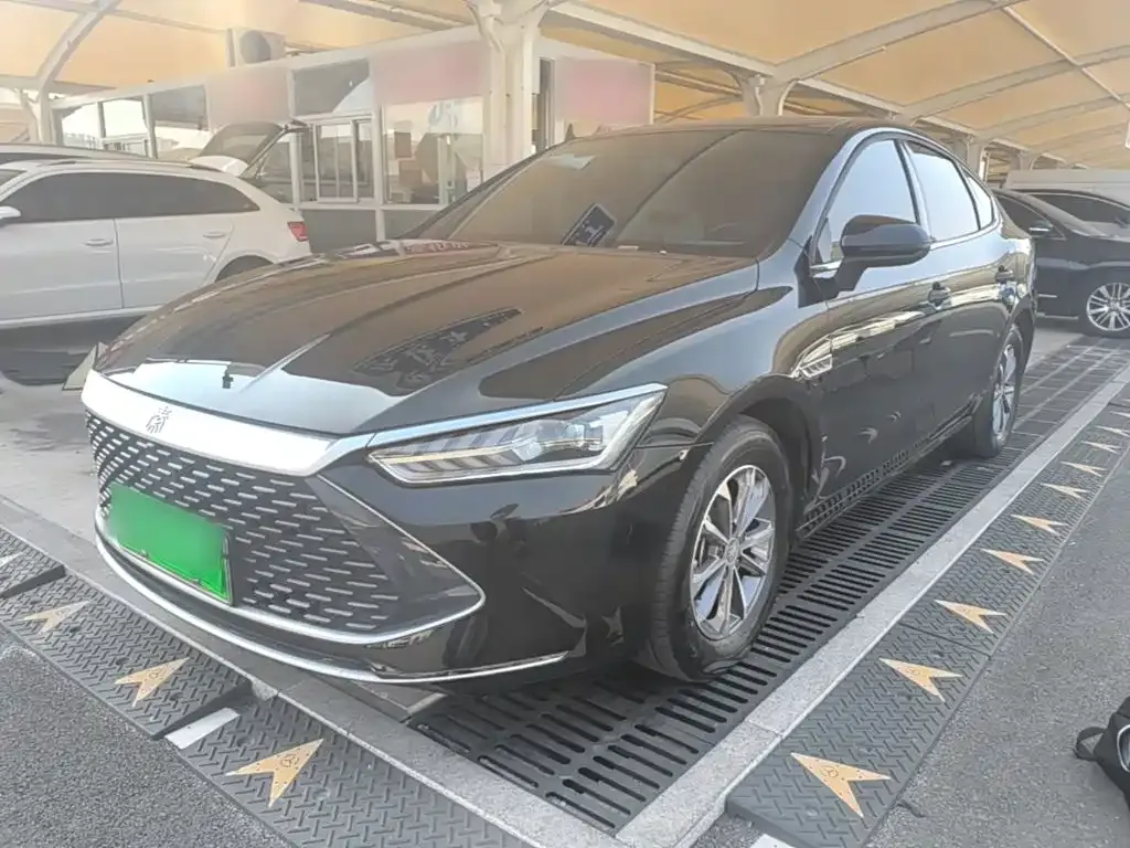 2024 BYD Qin PLUS Honor DM-i PHEV 55km Leading