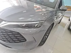 2024 BYD Qin L PHEV 120km Leading — фото 24